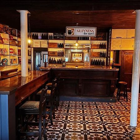 Tw O Connell Old World Irish Pub Villa Cahersiveen Exterior photo